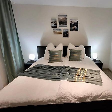 4Rooms Central-Modern Near Mtu With Balcony, The Beach By Lakescape Fewos FDH Kültér fotó