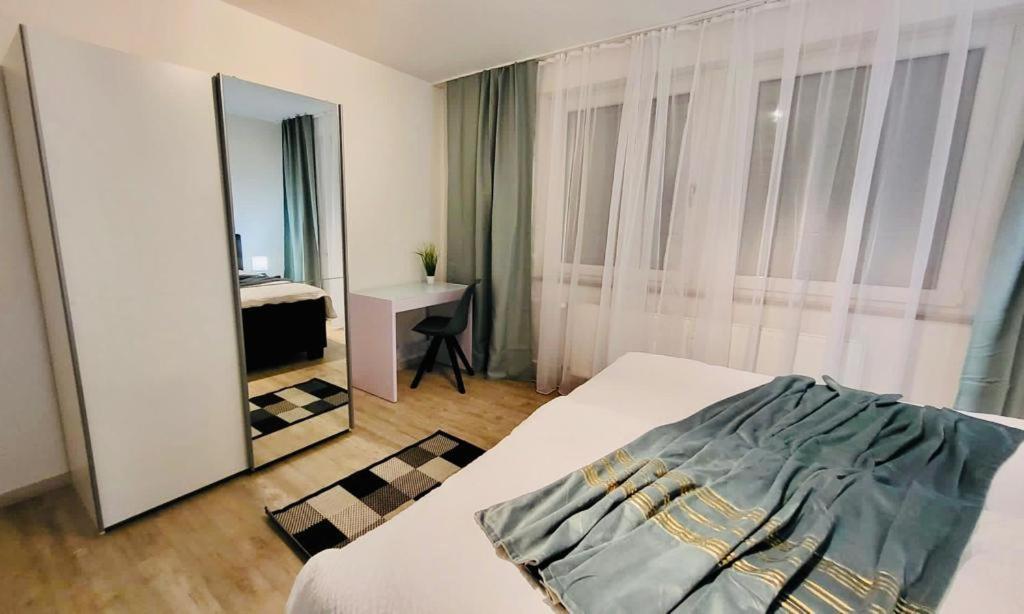 4Rooms Central-Modern Near Mtu With Balcony, The Beach By Lakescape Fewos FDH Kültér fotó