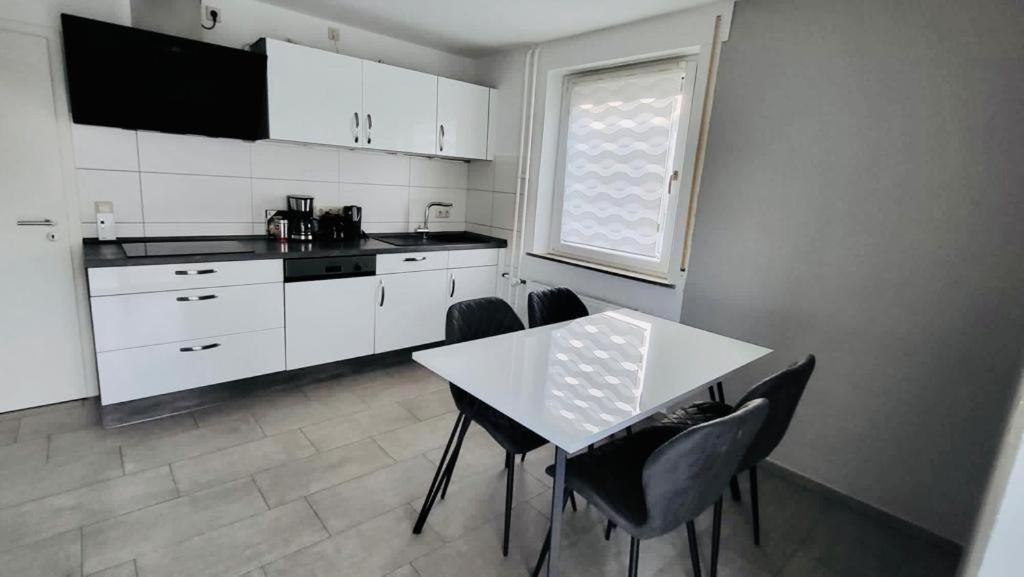 4Rooms Central-Modern Near Mtu With Balcony, The Beach By Lakescape Fewos FDH Kültér fotó